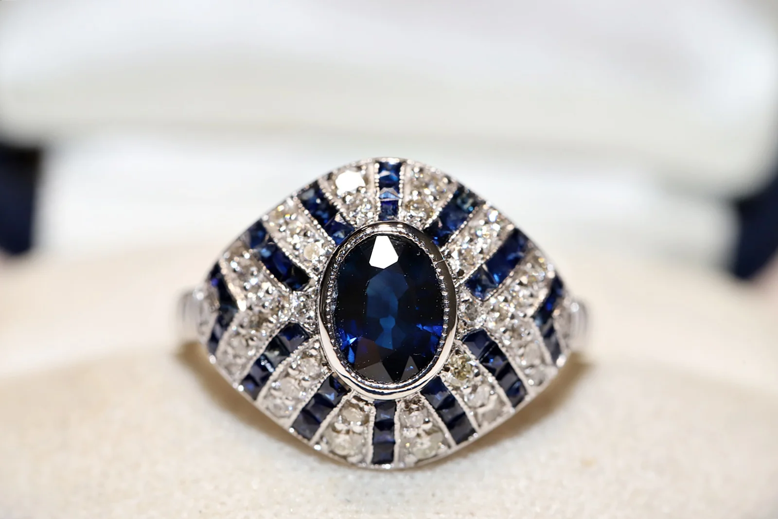 

Perfect Art Deco New Made 18k Gold Natural Diamond and Sapphire Decorated Amazing Ring