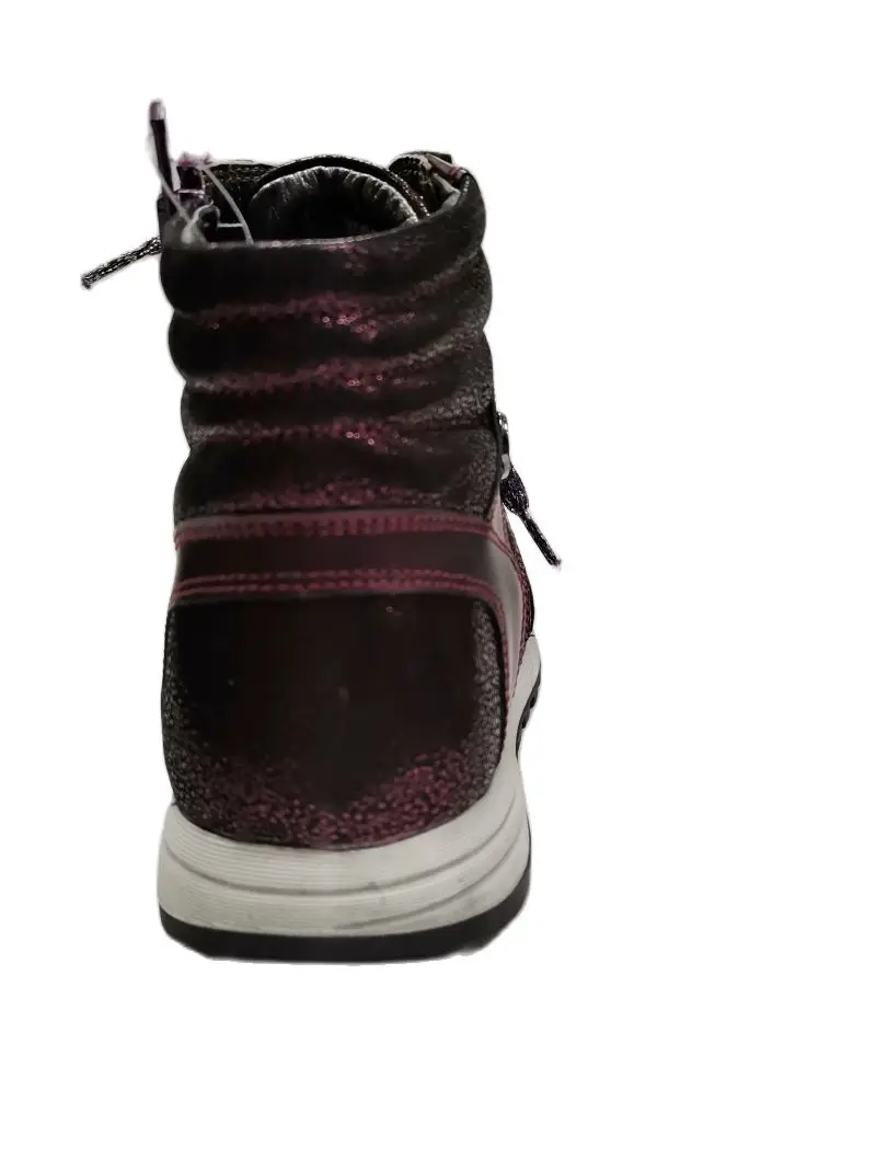 Рисунок 3 - Ботинки  для девочки 