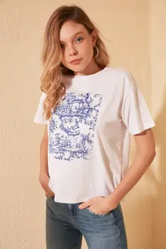 

Trendyol Printed Semifitted Knitted T-Shirt TWOSS20TS0783