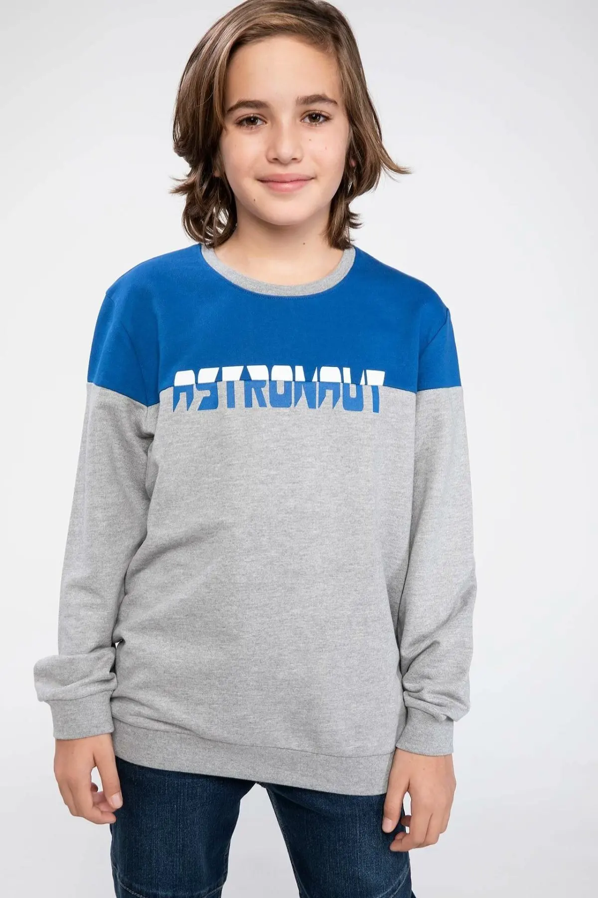 

DeFacto Boys Letter Pattern Fashion Crewneck Pullovers Casual Sportwear Loose Pullovers Boys Autumn New - J9469A618WN