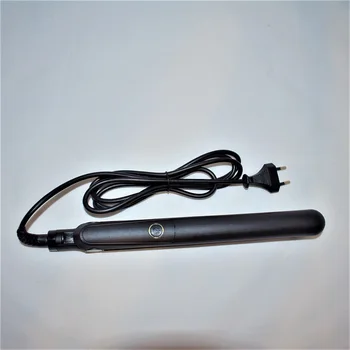 

ВЫПРЯМИТЕЛЬ ДЛЯ ВОЛОС. КЕРАМИЧЕСКАЯ ПОВЕРХНОСТЬ. ШИРИНА 20 ММ.