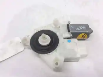 

5Q4959811A left rear lift engine VOLKSWAGEN GOLF VII LIM. (5G1)