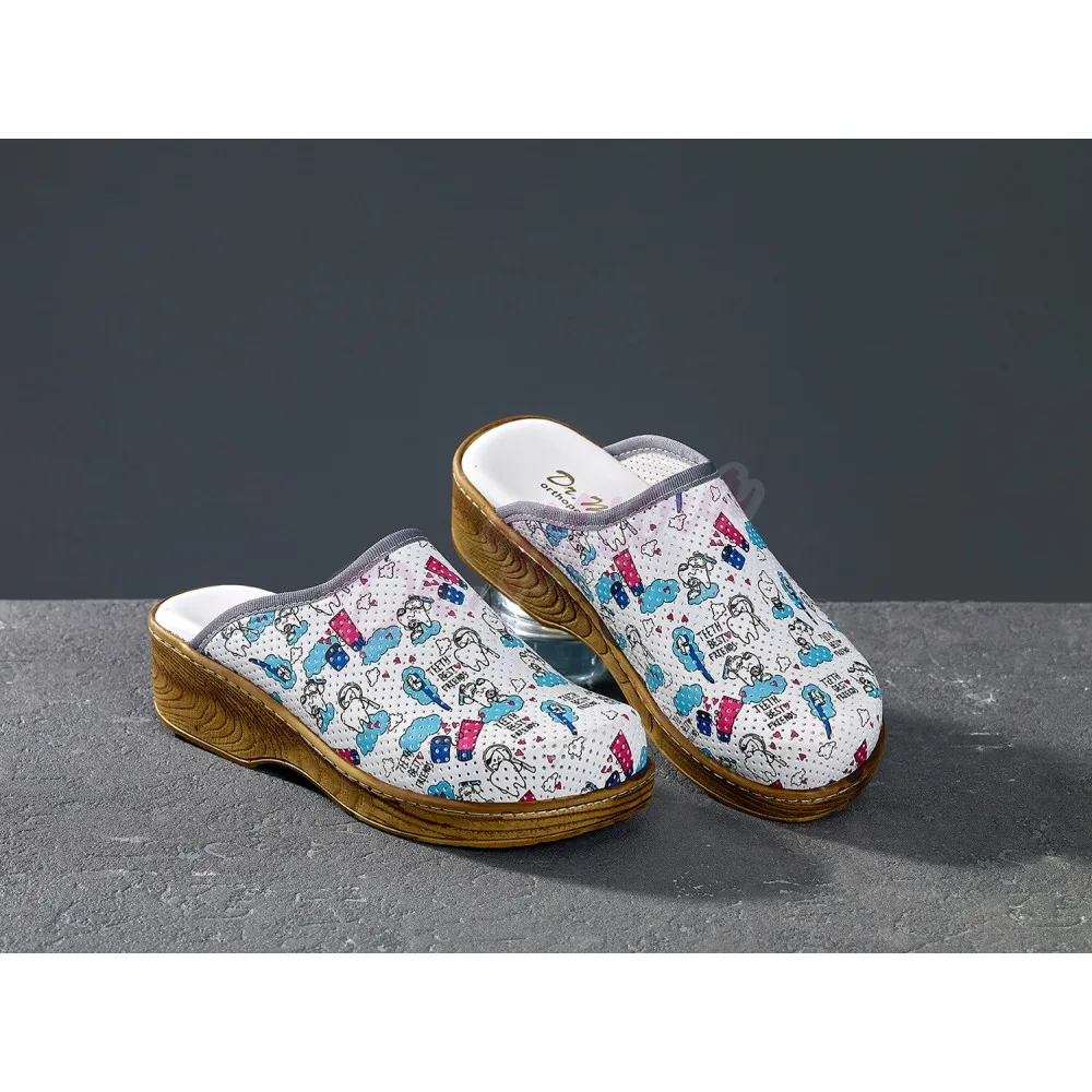 

2021 New Orthopedic Sabo Women Nurse Doctor Dentist Chef Workers Casual Slippers Eva Laboratory Quality Soft Comfort Hot Clogs