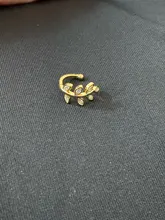 Pendiente de hoja de Metal para mujeres y niñas, Piercing para cartílago, orejera sin agujero, 1 Uds. Gran oferta