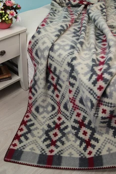 

Blanket atsteki color: gray-Red (170x205 cm)