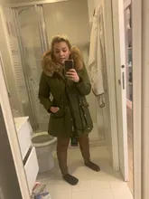 BLUENESSFAIR-abrigo de piel auténtica de zorro para mujer, chaqueta de invierno, Parka larga, Cuello de piel de mapache Natural, ropa de calle cálida