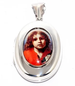 

Silver Wings pendant with enamel in silver