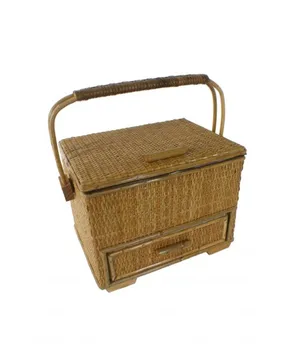 

Sewing Wicker with handle and drawer honey color. Measures: 20x26x20 cm.
