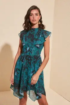 

Trendyol Asymmetrical Dress TWOSS20EL1018