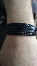 Precio al por mayor pulsera clásica de cuero genuino para hombres joyería de encanto de mano imán multicapa regalo hecho a mano para chicos geniales pulseira masculina