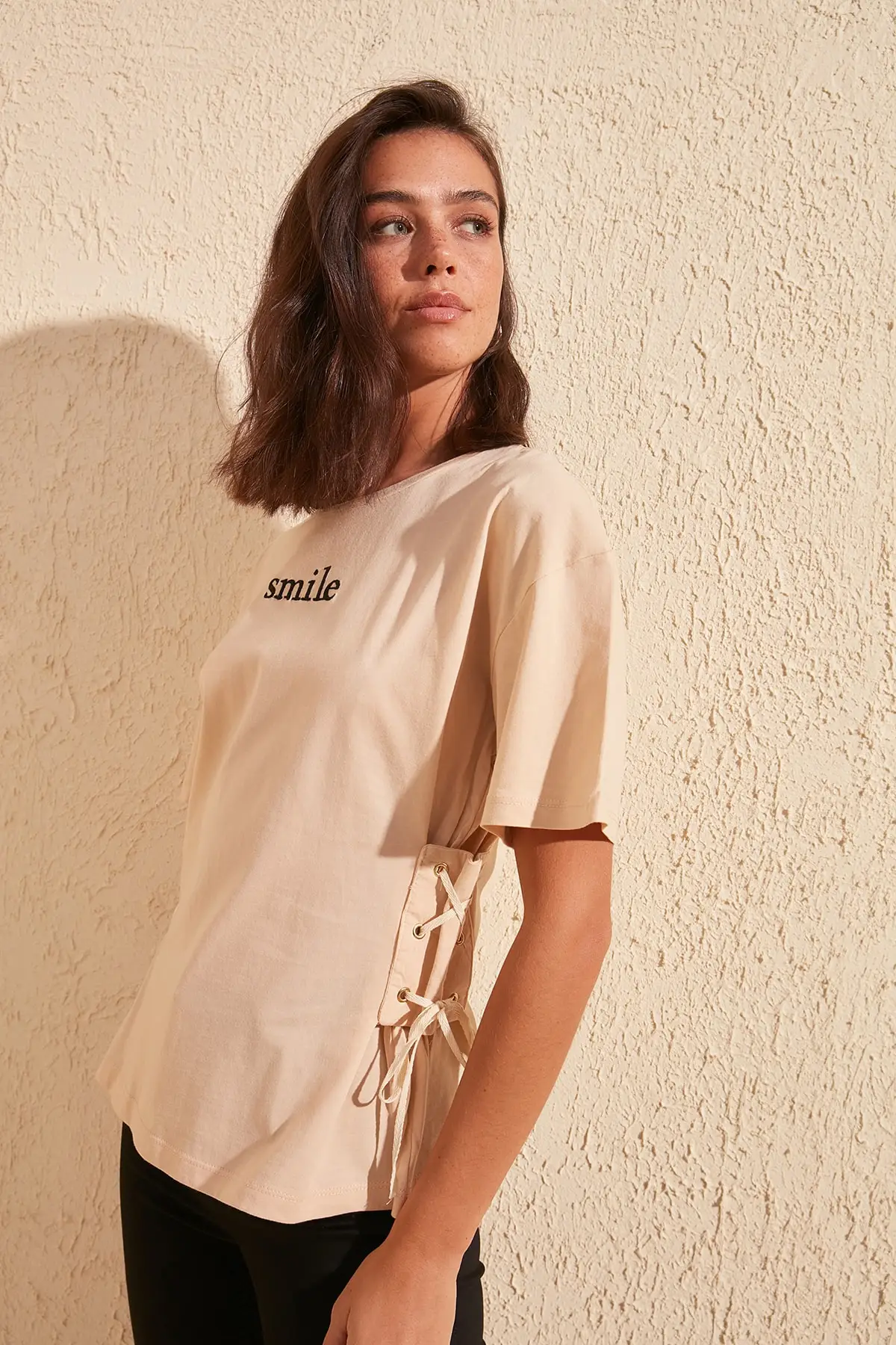 

Trendyol Eyelet and Embroidery Detail Basic Knitted T-Shirt TWOSS20TS0445