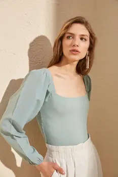 

Trendyol Woven Detailed Knitted Blouse TWOSS20BZ0227