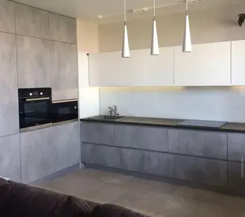 

Corner Kitchen in gray colors
