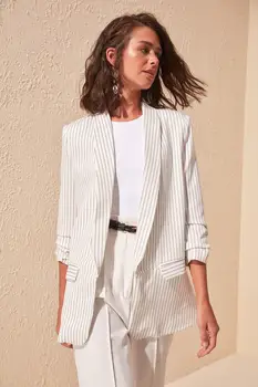 

Trendyol Stripes Shirred Timeless Blazer Jacket TWOSS20CE0064