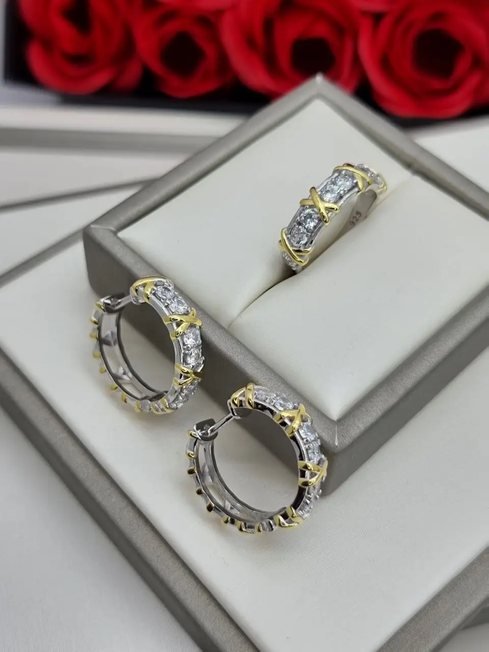 Serebrohasavyurt set Silver 925 sterling silver Congo earrings and ring with zircons