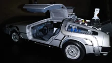 WELLY Diecast 1:24-Scale-Model car-Toy Back-To-The-Future-Part Metal Delorean Kids Alloy-Toy