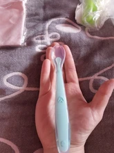 Cuchara de silicona suave para bebé, cuchara con detección de temperatura de Color caramelo, herramientas de alimentación de bebé, gran oferta