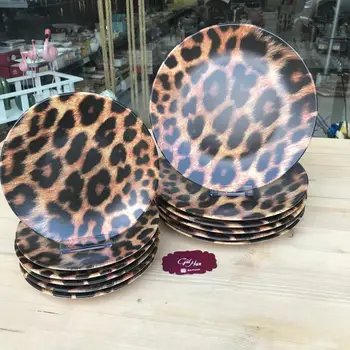 

Leopard Pattern Catering Set 12 Pieces ceramic