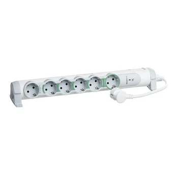 

LEGRAND MULTI-OUTLET EXTENSION - MASTERS SLAVE FUNCTION - 6 X 2P+E - 1.5 M CORD 694648