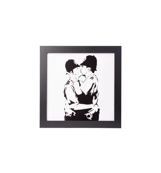 

Framed PRINT 30X30 CM BRANDALISED BOBBIES KISSING