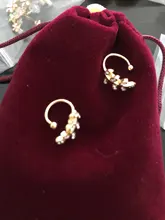 Pendientes de cartílago falso para mujer, aretes pequeños a la moda, Color dorado, sin piercing