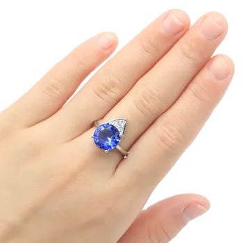 

16x11mm SheCrown Pretty Created Green Emerald Violet Tanzanite CZ Gift For Ladies Wedding Silver Rings