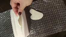 Gua Sha-rascador de piedra de Jade en forma de corazón, tablero hecho a mano de Gua Sha, rascador antiarrugas para el cuidado de la piel, belleza, 1 unidad