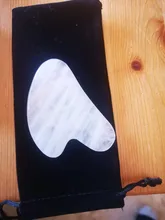 Gua Sha-Tabla de masaje Facial de cuarzo rosa Natural, piedra de cristal, masajeador Facial de Gua Sha, eliminador de arrugas, con bolsa