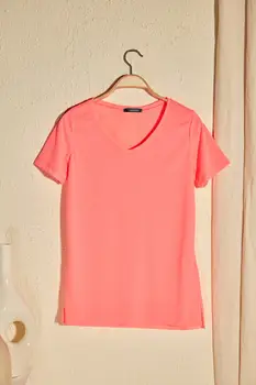 

Trendyol V-Neck Asymmetrical Knitted T-Shirt TWOSS20TS1759