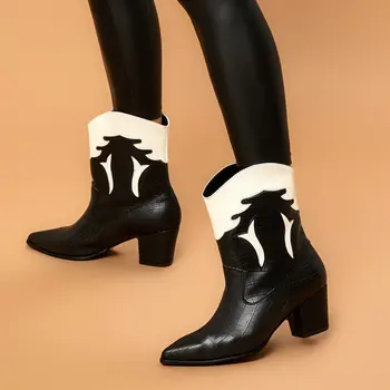

FLO SMAUG Black Women Boots BUTIGO