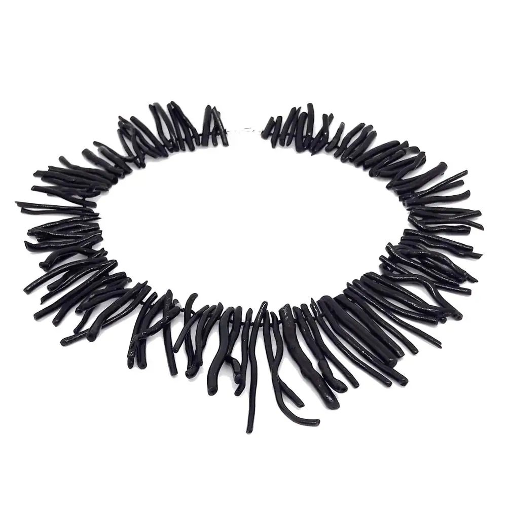 El Coral воротник de Coral Negro franjas 50 см. Продольная