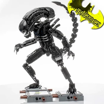 

In Stock ALIENS Special-shaped Alien 603pcs Idea Series Assembling Insert Plastic Building Blocks 83040 XB04001