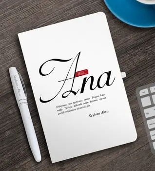 

Personalized Mânâ Main White Notebook and Pen Gift Set