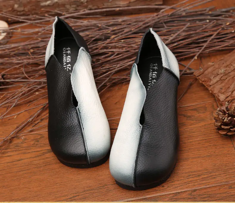Designer Zweifarbige Damenschuhe aus Echtleder Ballerinas Vintage V-Cut Loafer Einzigartige Mokassins mit Weiter Passform – Detail 7