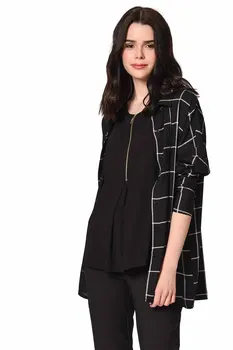 

Front Zippered Sleeveless Blouse