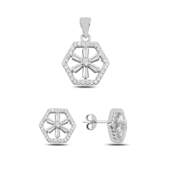 

Kutaydan Zircon Stone Earring & Pendant Set 925 Sterling Silver Made in Turkey