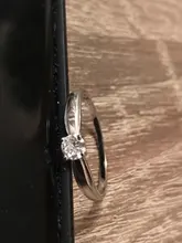 Anillo de compromiso de piedras redondas y pequeñas para mujer, sortija de boda de cristal Plata de Ley 925 auténtica