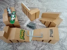 Mini Tabla de Patinaje con los dedos de aleación, juguetes de combinación monopatín para niños, pista de rampa, juego de juguetes educativos para niños, regalos de cumpleaños