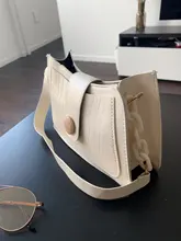Bolso de mano con estampado de cocodrilo para mujer, bolsa de hombro pequeña con cadena de Color caramelo, diseño a la moda, de cuero, para axila, 2020