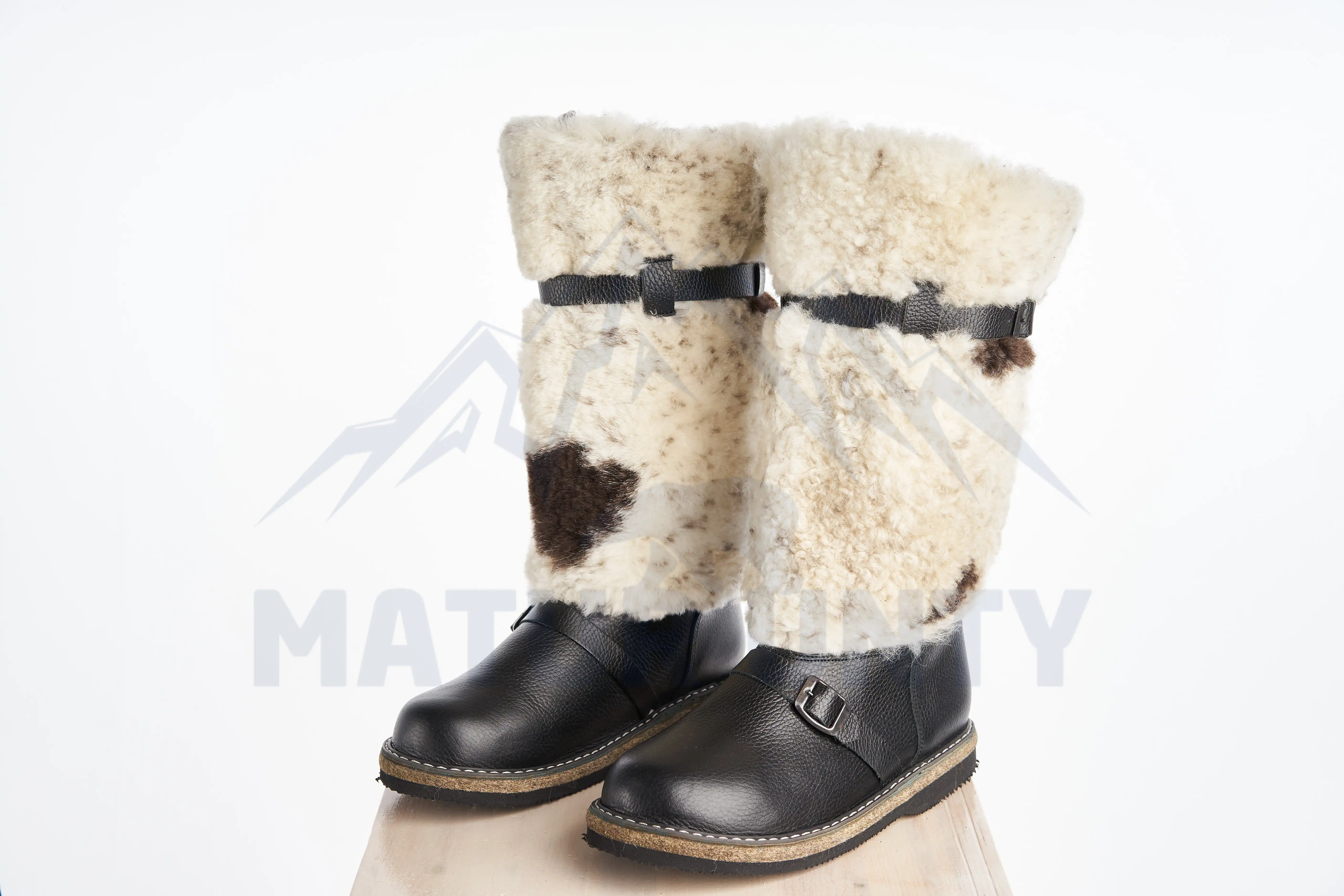 Boots sheepskin short (n) boots men's winter men Winter male shoes warm |