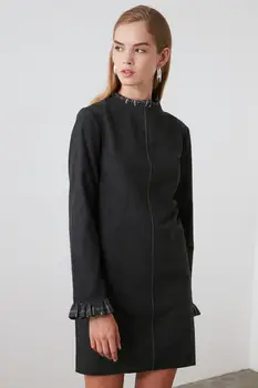 

Trendyol Collar Detail Dress TWOAW21EL0748