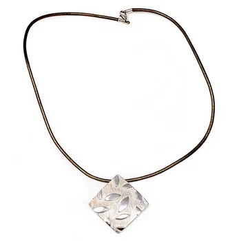 

Choker 925 Sterling silver m 42cm. Rhombus leaves rubber Golden [AB9109]