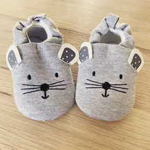 Bebé zapatillas de niños niñas suela suave antideslizantes no cuna casa Zapatos de botines de invierno abrigados en primer lugar los caminantes