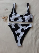 Bikinis con estampado de vaca para mujer, traje de baño de cintura alta, conjunto de Bikini de pierna alta, ropa de playa para primavera y verano, novedad de 2021