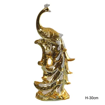 

Figurine Golden Peacock