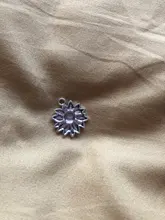 12 Uds. De abalorios de flor de girasol, 21x19mm, colgantes de Color plata antigua, fabricación artesanal, búsqueda de joyería tibetana