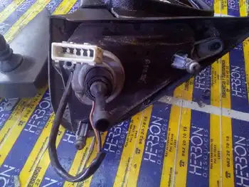

200166 Left rearview Peugeot Partner (s1) *