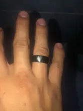 Anillo de acero inoxidable con diseño de alas de la libertad para hombre y mujer, sortija de 8mm, color negro, plateado, para Fans de Anime