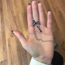 Pendientes con Clip de mariposa Punk para adolescentes y mujeres, Joyería Moderna de aleación de Zinc, aretes Retro de cadena de Metal