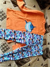 Conjunto de pijamas de algodón de 100% para niños, ropa de dormir de manga larga con brillo en la oscuridad, de color negro, para otoño